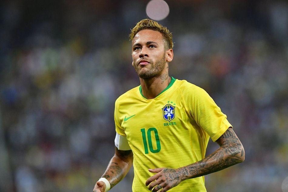 拜仁跟队：凯恩正在全力劝说格伊，希望他能选择加盟拜仁（拜仁队内消息：凯恩正全力说服格伊选择加盟拜仁）