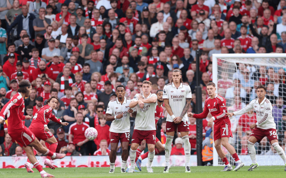 孙兴慜带队击败劲敌（孙兴慜率队力克强敌）