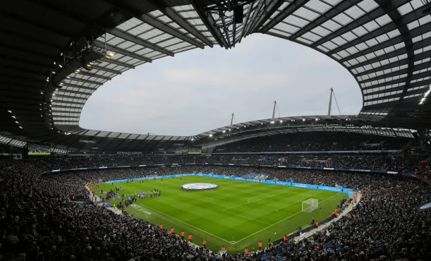 手感爆棚！穆雷半场11中9得到23分4助攻（火力全开！穆雷半场11投9中轰下23分4助攻）