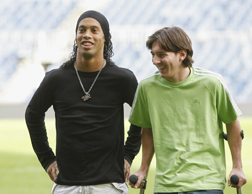 官方：英格兰名哨奥利弗将执法欧冠皇马客战奥林匹亚科斯（官宣：英格兰名裁奥利弗吹罚欧冠皇马客场战奥林匹亚科斯）