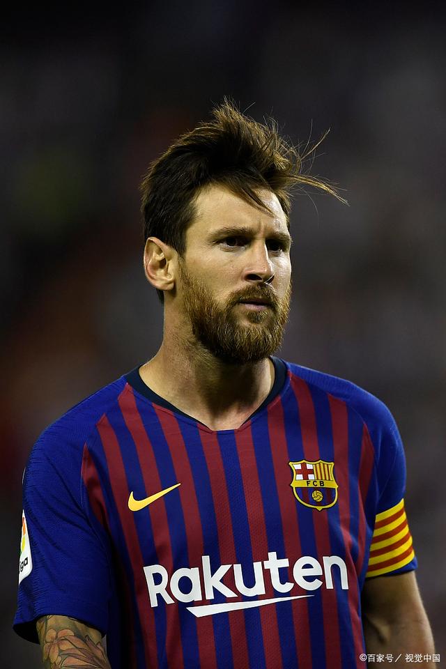 连续两赛季带不同球队欧战做客安菲尔德，阿隆索成历史第三人（阿隆索连续两季率不同球队在欧战客战安菲尔德，成历史第三人）