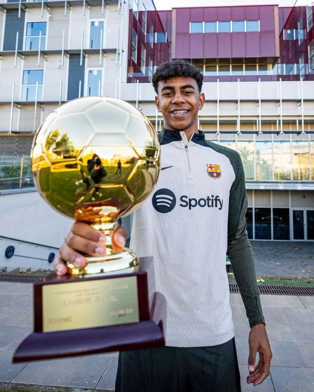 淘汰赛阶段打进9球，阿连德创造美职联新纪录（阿连德淘汰赛轰入9球，刷新美职联纪录）