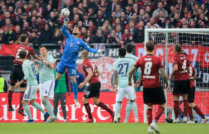 穆勒：孔帕尼的工作非常出色，本赛季观看拜仁比赛是种享受（穆勒盛赞孔帕尼执教出色：本赛季观看拜仁令人享受）