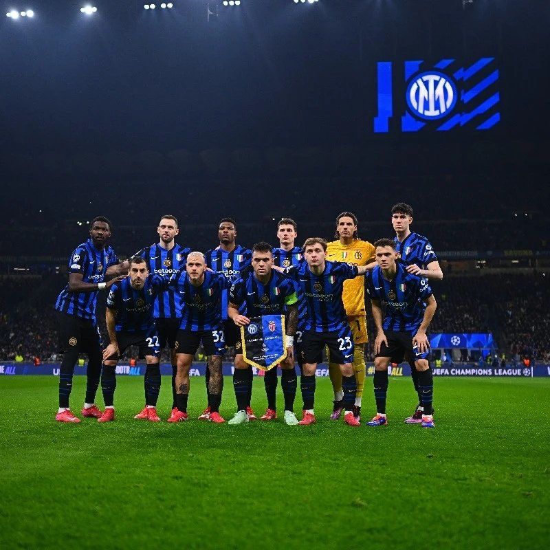 20分钟进2球，德里乌赫当选埃因霍温客场4-1利物浦全场最佳（20分钟梅开二度，德里乌赫荣膺埃因霍温客场4-1胜利物浦全场最佳）