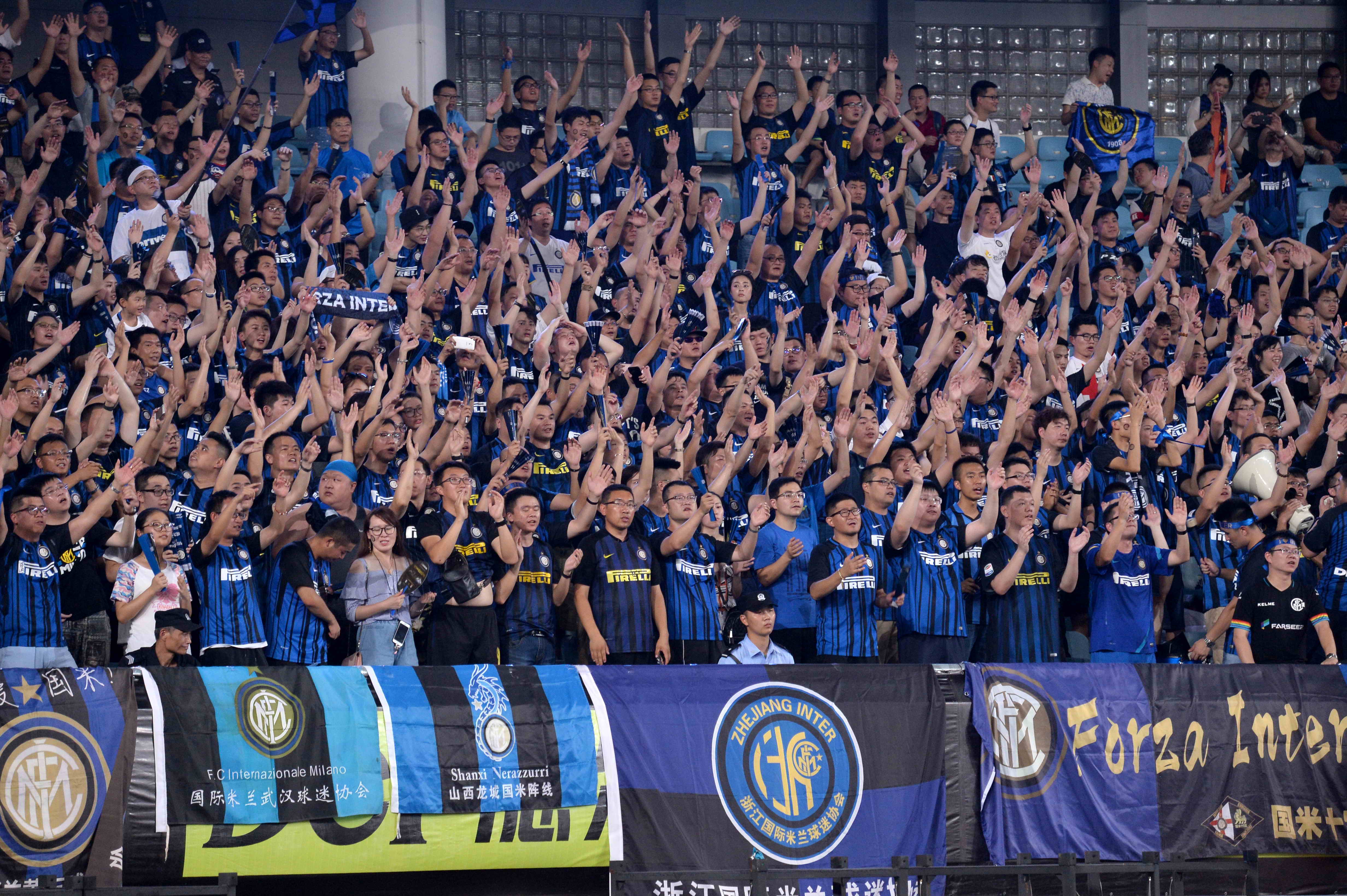 爱德华兹连续6场30+，追平队史最长30+场次纪录（爱德华兹连砍6场30+，追平队史最长连30+纪录）