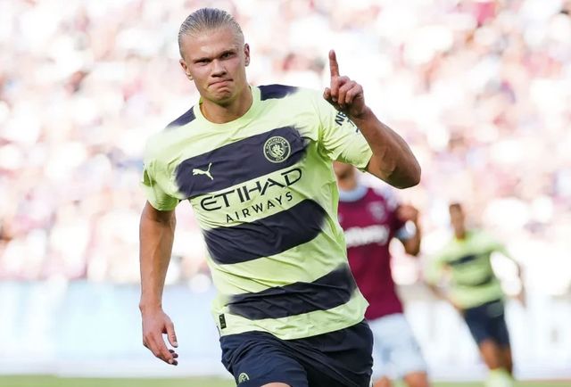 王钰栋三线作战不停歇，中超、U21联赛及国字号密集出战压力巨大（王钰栋连轴转征战三线：中超、U21与国字号赛程密集压力陡增）