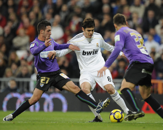 尼克斯靠稳健防守取胜（尼克斯以扎实防守制胜）