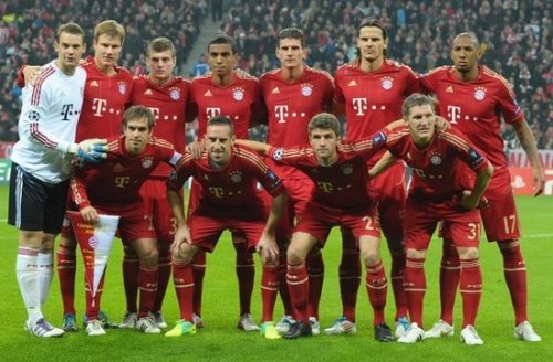 图片报：埃姆雷-詹成多家土耳其豪门目标，球员倾向留在多特（图片报：多家土超豪门相中埃姆雷-詹，球员更愿留守多特蒙德）