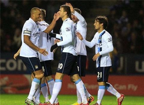 图片报：米兰对金玟哉感兴趣，在今夏就曾观察过他（图片报：AC米兰有意金玟哉，今夏已派员考察）