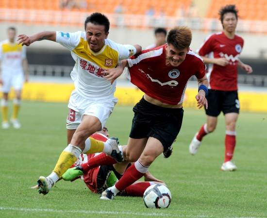 齐沃：为球队的态度和对对手的尊重感到高兴，迪乌夫做得不错（齐沃：满意球队的态度与对对手的尊重，并称迪乌夫表现不俗）