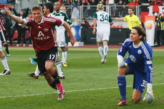 丰塞卡：联赛成绩没欧联好？赛季初没人觉得我们能排法甲第五（丰塞卡回应联赛不如欧联质疑：赛季初没人看好我们能冲到法甲第五）