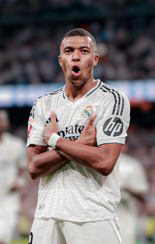 阿德耶米：和科瓦奇拥有完全坦诚关系 对自己游戏数值挺满意（阿德耶米：与科瓦奇关系坦诚无间，对个人游戏数据颇为满意）