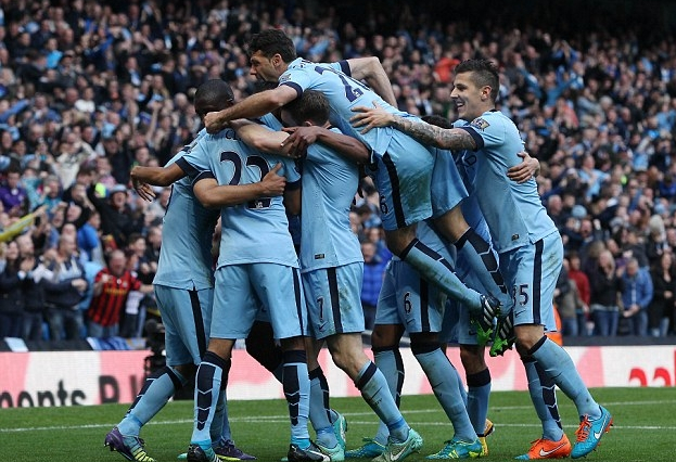 巴萨vs法兰克福，亚马尔带球被断，克瑙夫单刀破门（巴萨对阵法兰克福：亚马尔带球失误被断，克瑙夫反击单刀破门）