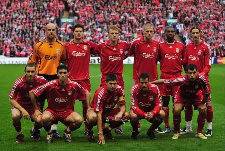 官方：贝西克塔斯声明炮轰裁判，敦促足协尽快处罚黑哨（贝西克塔斯官方发声抨击裁判，催促足协尽快惩处黑哨）