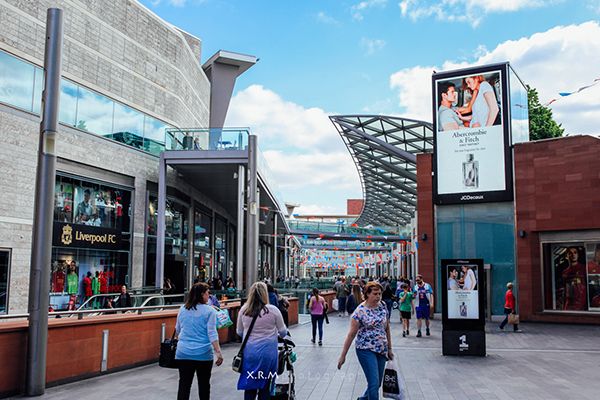 火箭末节爆发连扳三分险胜国王（火箭末节发力连中三分惊险击退国王）